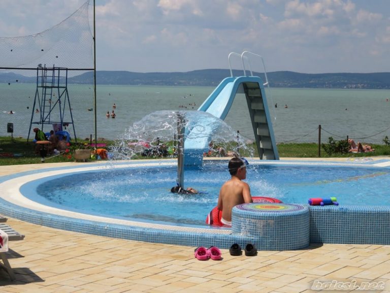 balatonszemes elmenyfurdo 07 Élményfürdő