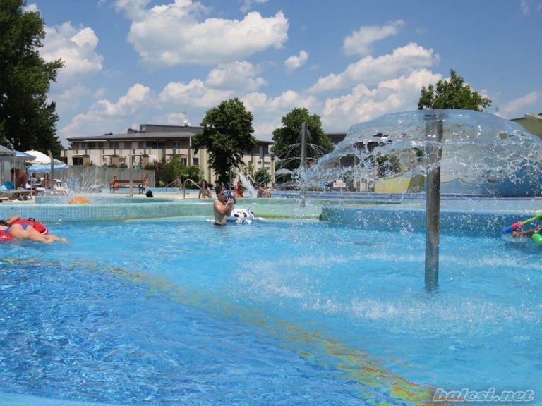 balatonszemes elmenyfurdo 17 Élményfürdő